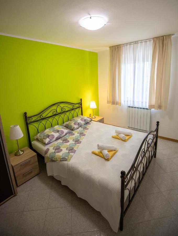 Apartments Vrenjak 2 Portorose Esterno foto